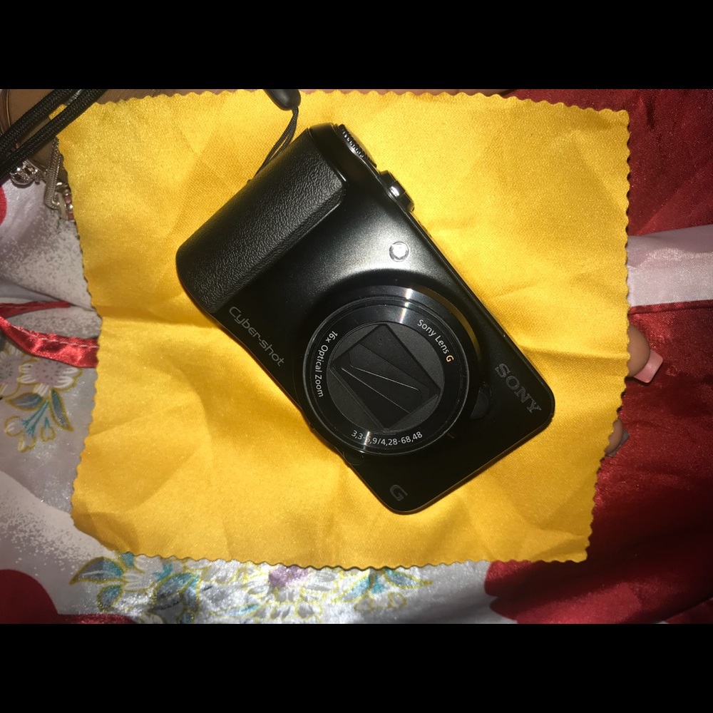 Camera - Picture 3 of 6